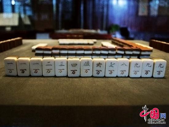 這是古老的竹制麻將,。李中華攝影