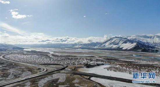 （美麗中國(guó)）（6）西藏：雅江雪景美如畫(huà)