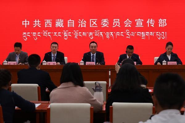 圖為發(fā)布會(huì)現(xiàn)場(chǎng),。.jpg