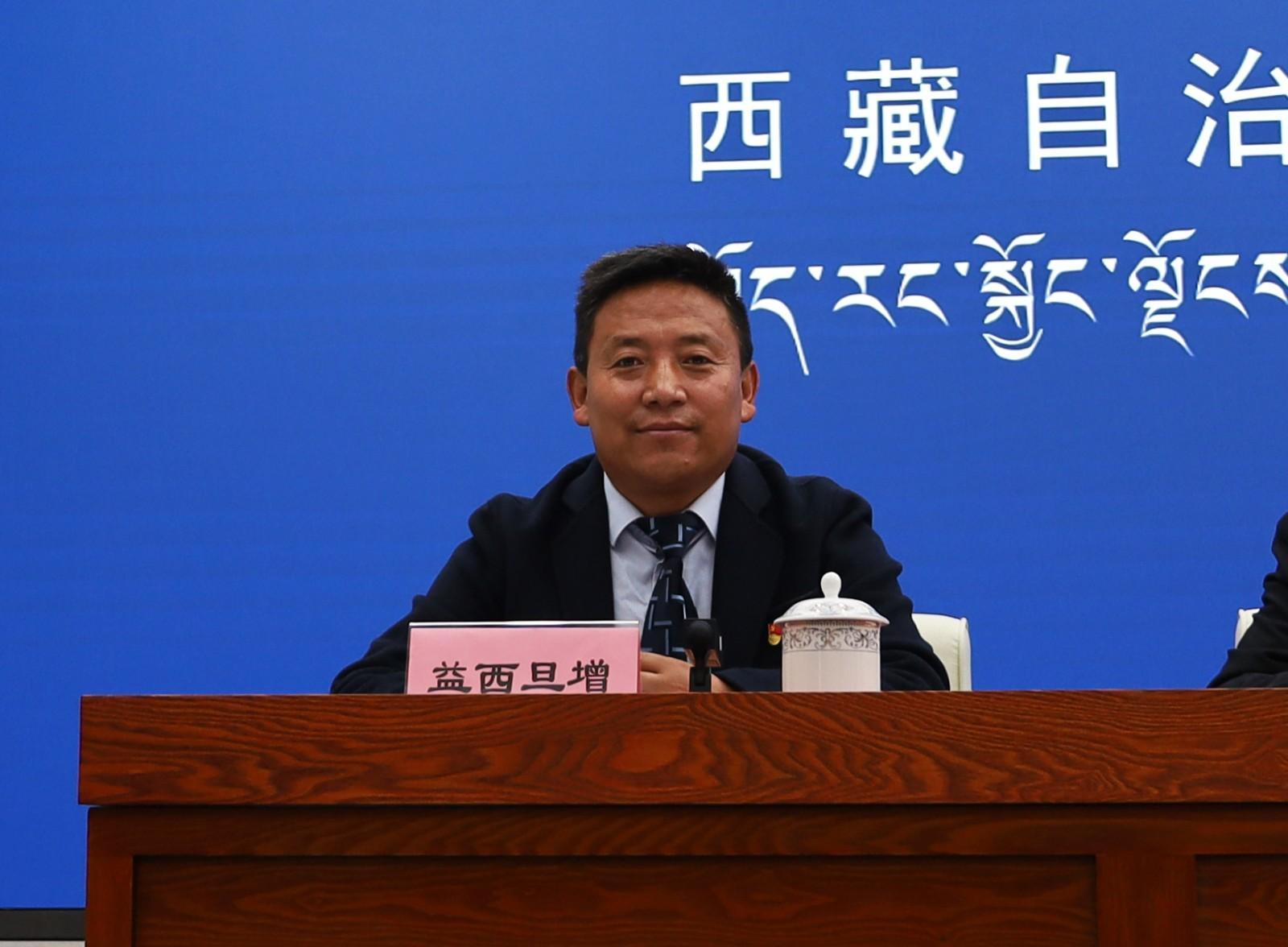 主持人：西藏自治區(qū)黨委宣傳部對外傳播處副處長 益西旦增.jpg