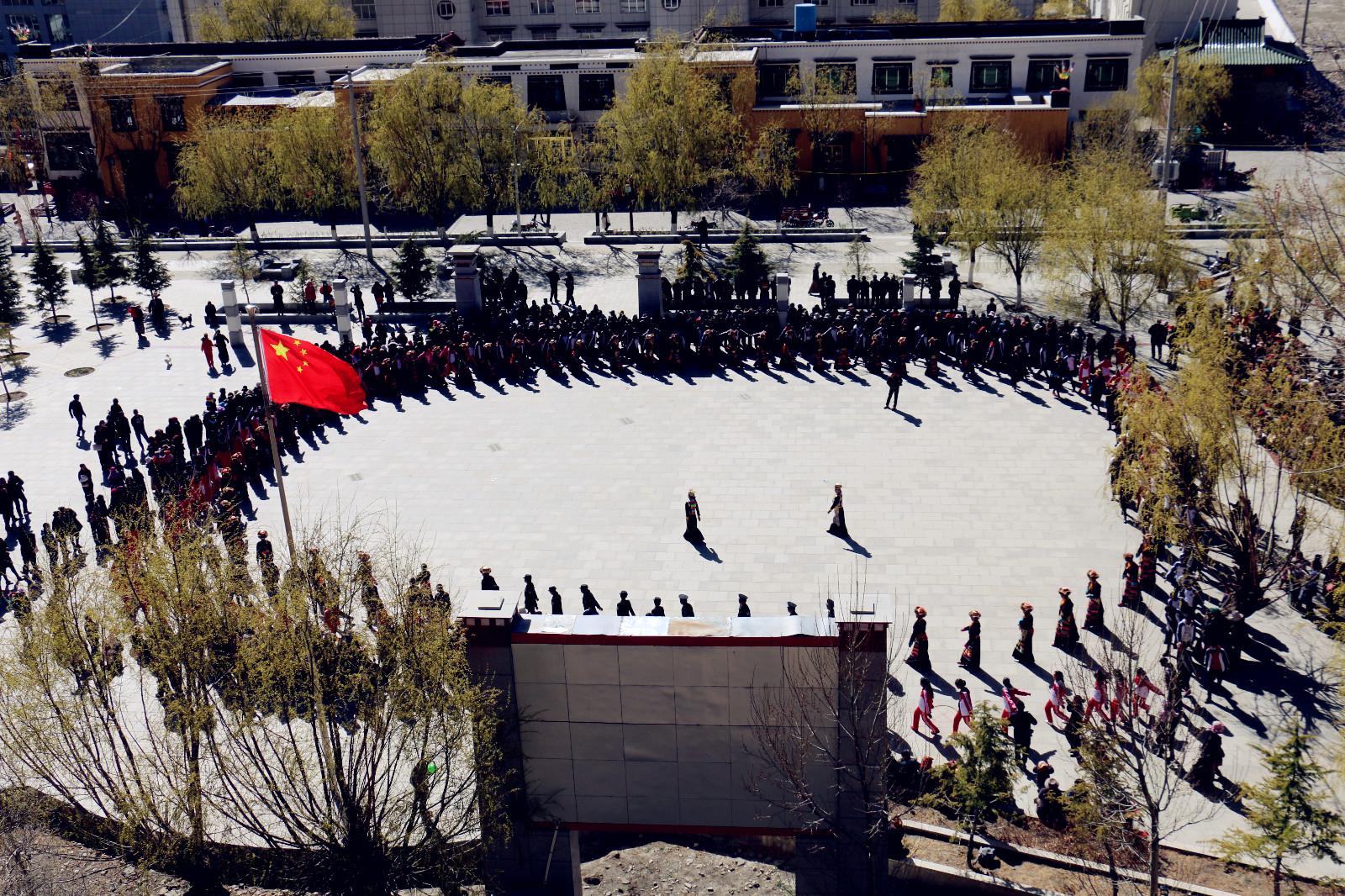 圖為：我們相約在大美瓊結(jié),。.JPG